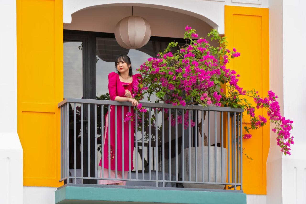 Son Hoi An Boutique Hotel&Spa Extérieur photo A balcony in Cartagena, Colombia