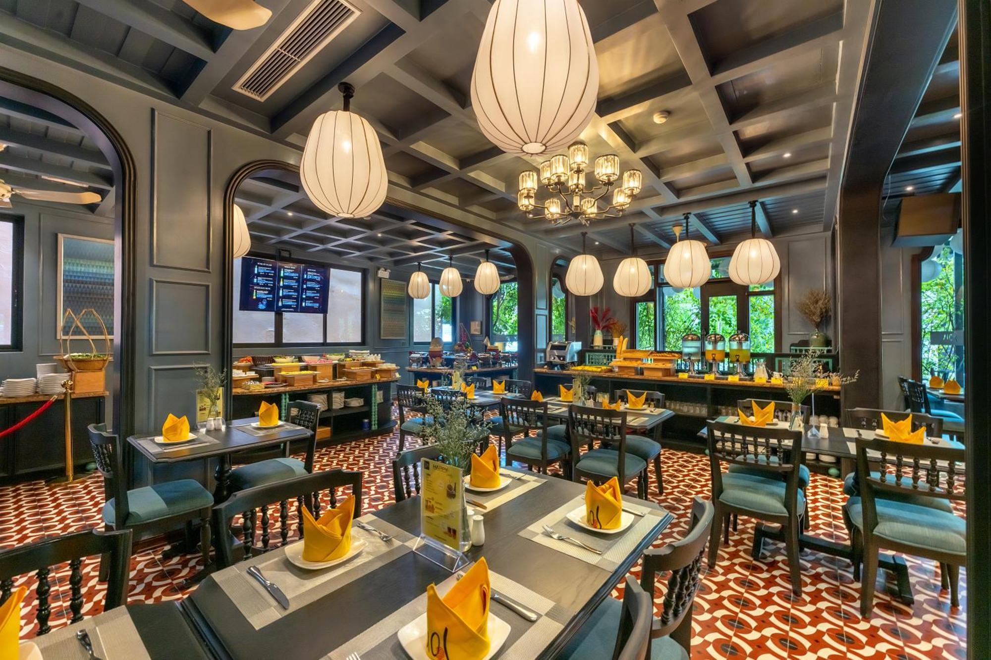 Son Hoi An Boutique Hotel&Spa Extérieur photo The interior of the restaurant