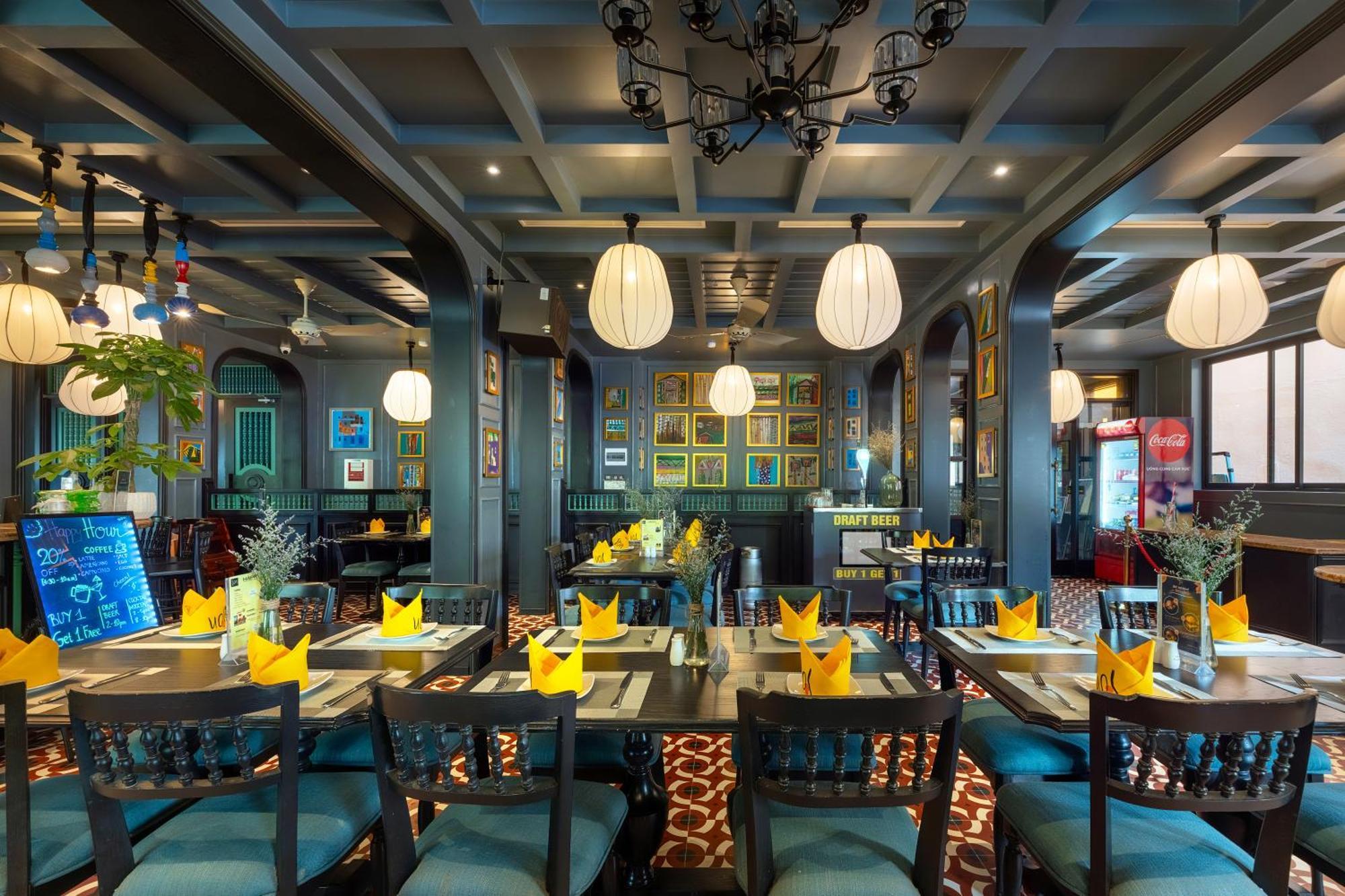 Son Hoi An Boutique Hotel&Spa Extérieur photo The interior of the restaurant